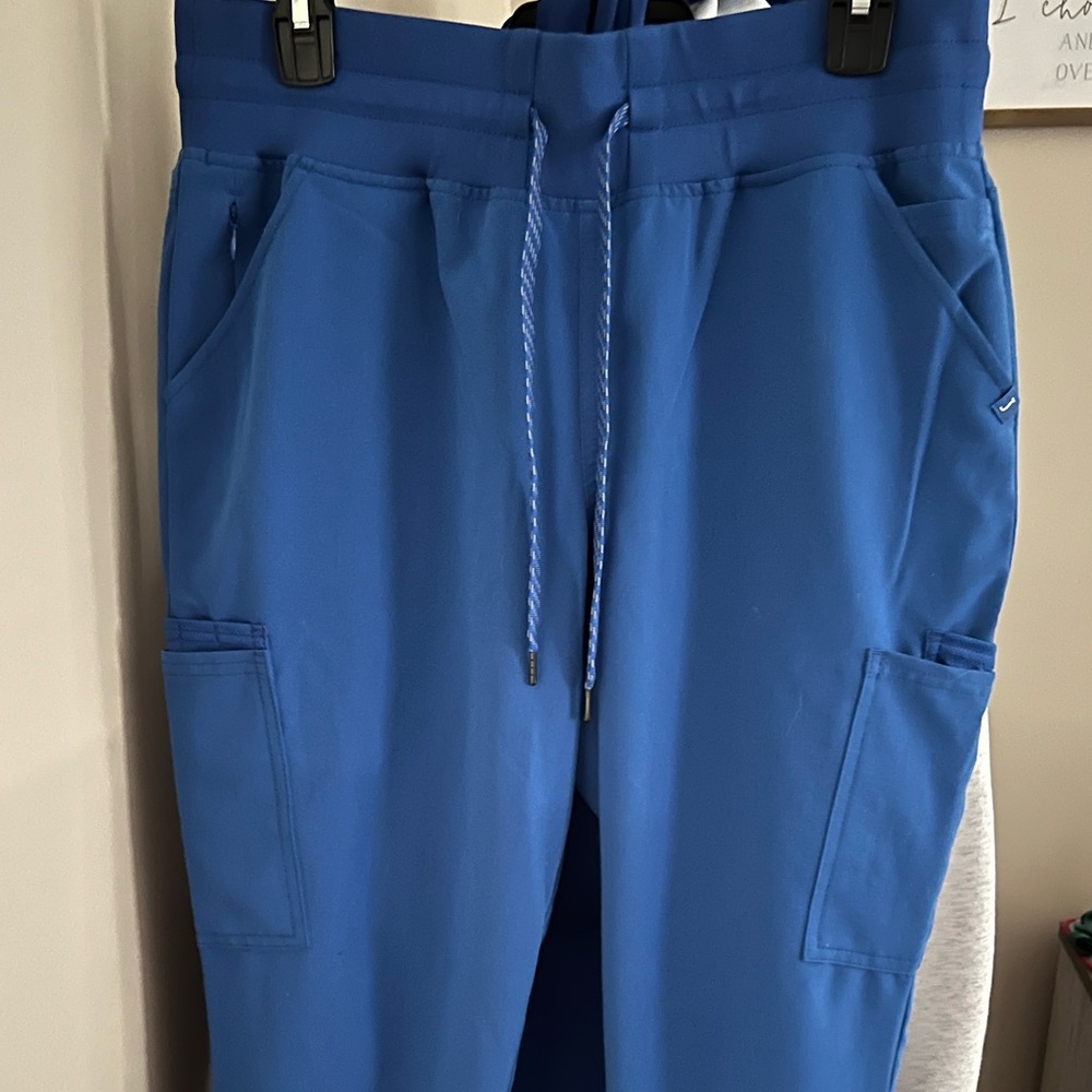 Jaanuu high waisted jogger scrubs in royal blue